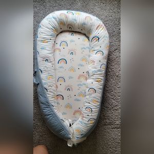Baby lounger
